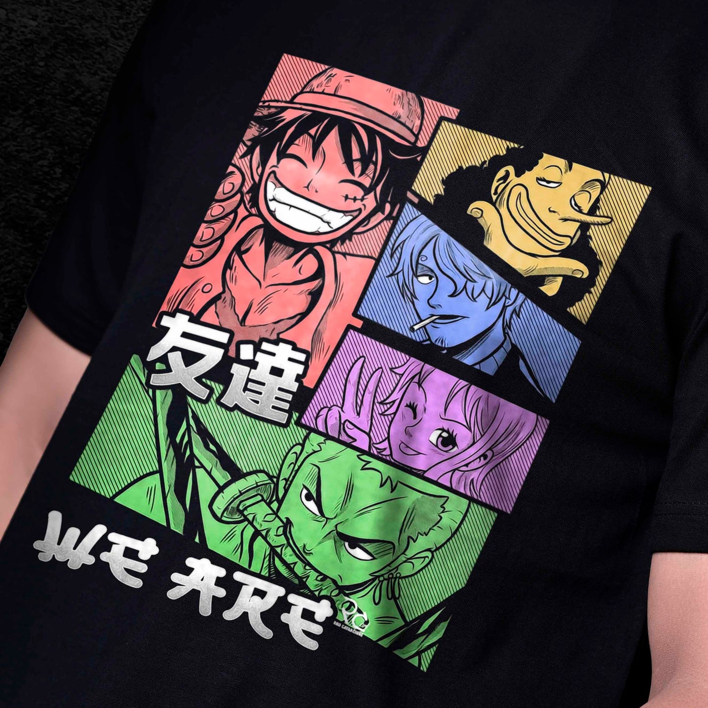 CHARACTER T-SHIRT