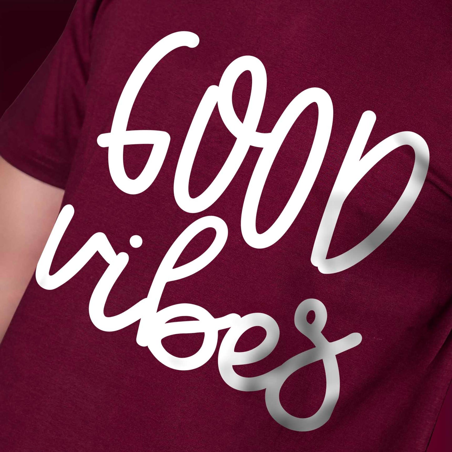 GOOD VIBES T-SHIRT